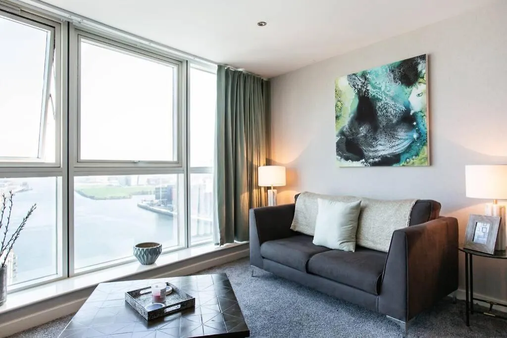 Titanic & City Views, Ultra Luxury City Parking 贝尔法斯特
