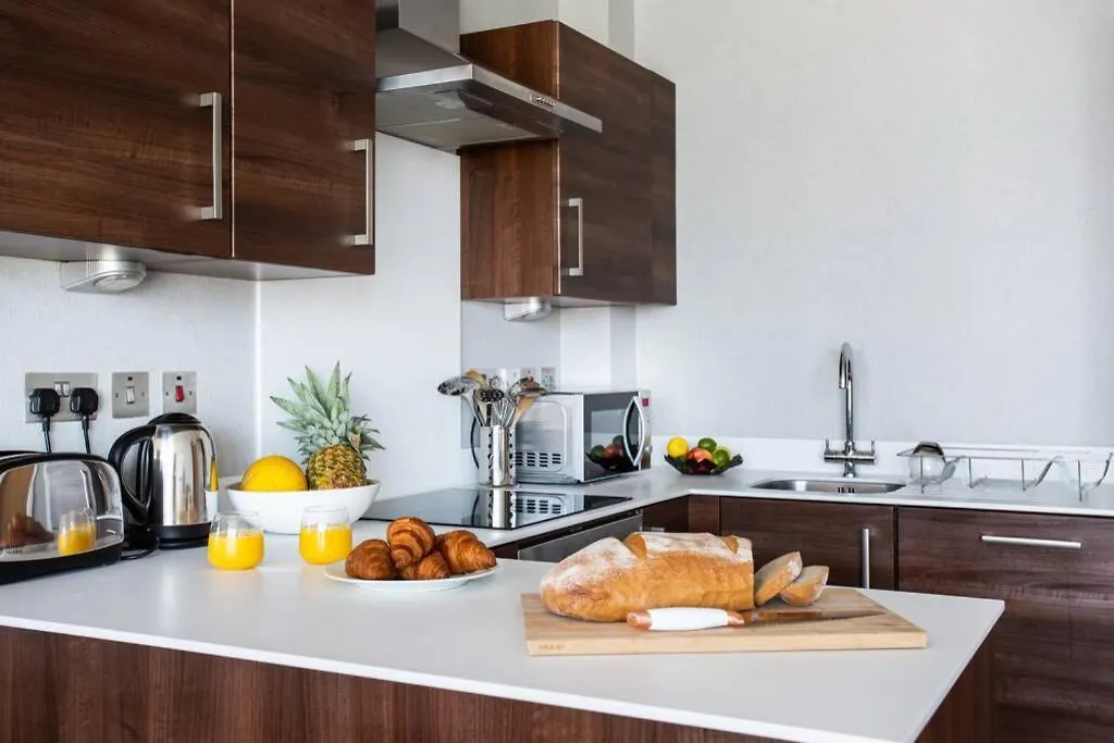 Apartment Titanic & City Views, Ultra Luxury City Parking Belfast